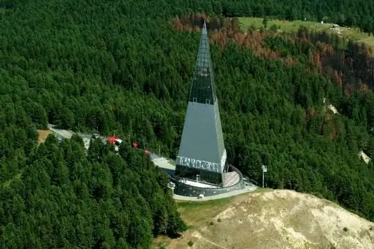 Nepozaben znak odkriteljem dežele Yugorskaya