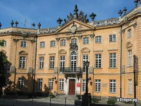 Pałac Sapiehów