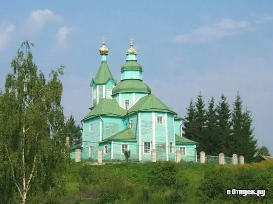 Church of the Descent of the Holy Spirit sa nayon ng Plissy