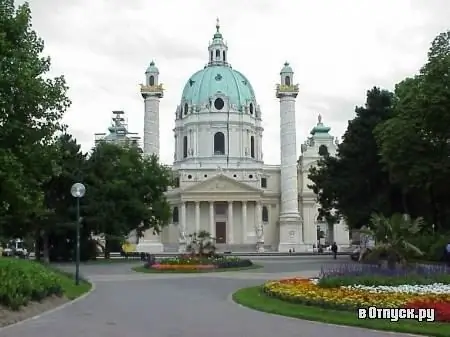 Karlskirche bažnyčia