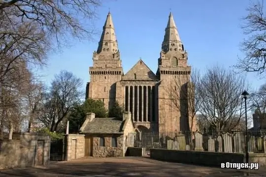 Sankt Mahars katedral