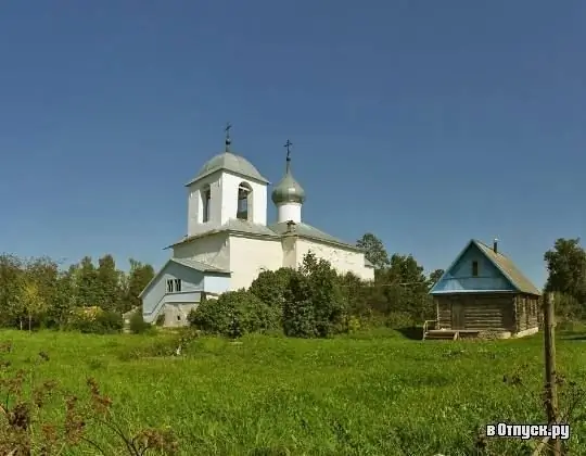 A Megváltó színeváltozásának temploma Porhovban