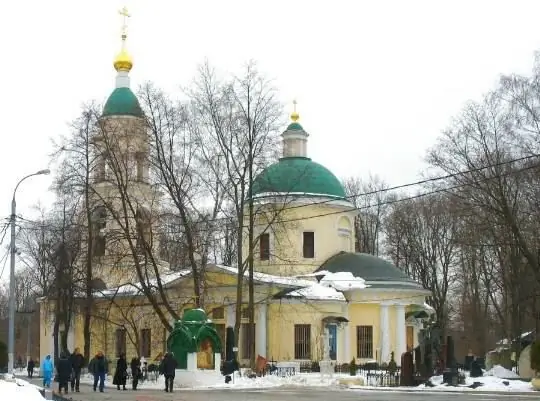 Church of the Resurrection of the Word på Vagankovskoye kirkegård