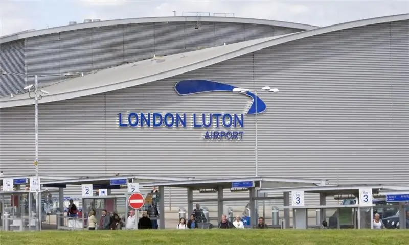 photo: Luton Airport